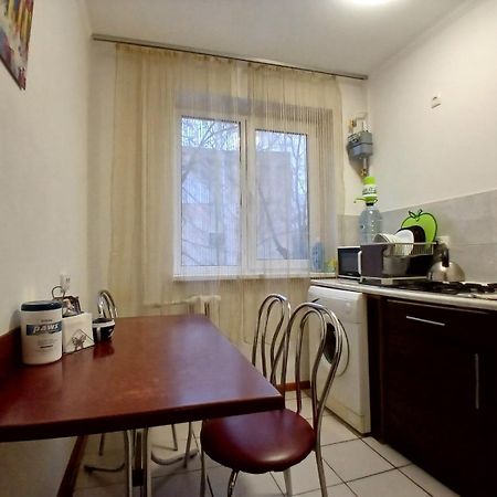 Квартира Біля Залізничного Вокзалу Vinnytsja Buitenkant foto